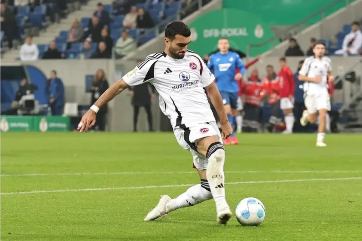 Mahir Emrelidən möhtəşəm qol - VİDEO