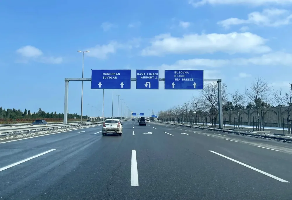 Yol nişanlarındakı Nardaran adı niyə - "Sea Breeze"ə dəyişdirilib? - FOTO