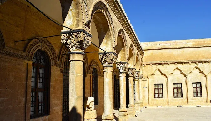 Turistlərin heyran qaldığı, tarixi özündə yaşadan Mardin - FOTOLAR