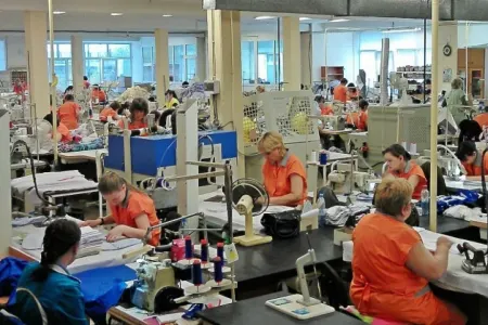 İş yerlərinin 80 faizi Bakıda açılır - Səbəb nədir?