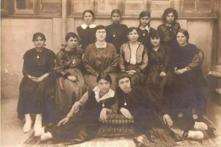 Azərbaycanda qadınlar günü nə vaxtdan qeyd edilir? - FOTO