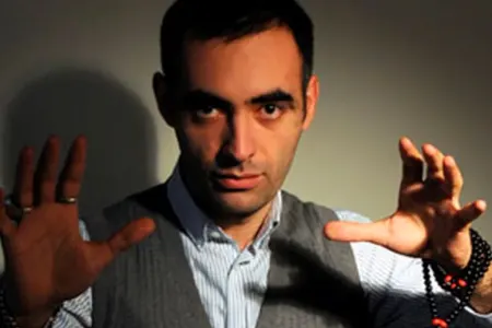 Zirəddin əsəbiləşdi: - "2 həftə əvvəl demişdim ki..."
