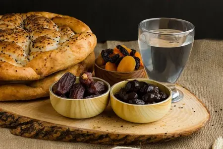 Qan vermək və ya qan almaq - orucu pozar?