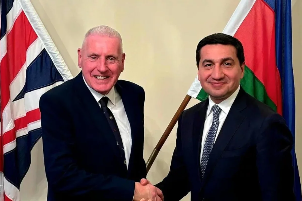 Hikmət Hacıyev Vernon Kokerlə - görüşdü