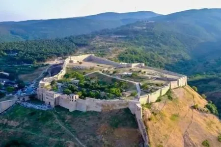 Azərbaycanla sərhəddə güclü zəlzələ baş verdi
