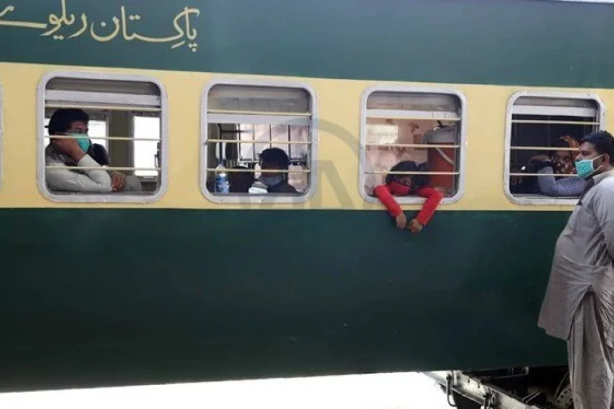 Qardaş ölkədə qatara - HÜCUM: 450 sərnişin...