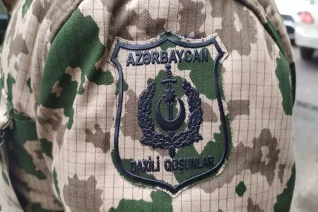 Azərbaycan Daxili Qoşunlarının yaradılmasından - 33 il ötür