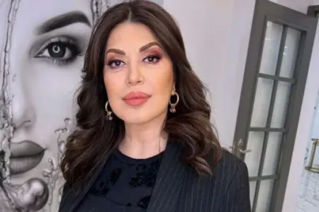 Əməkdar artistə mükafat verildi