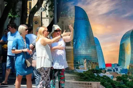 Bakıya gələn turistlərin əsas NARAZILIĞI - nədən şikayət EDİRLƏR?