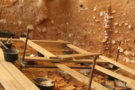 Ən qədim insan qalıqları - Qərbi Avropada tapıldı