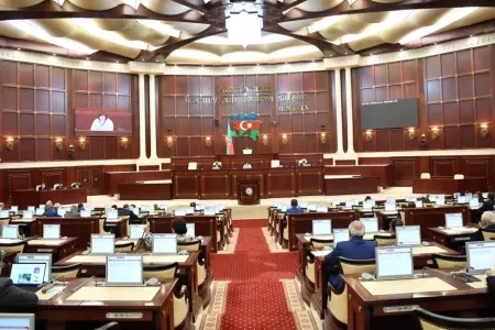 Deputatlar toplaşdı - Baş nazir hesabat verir