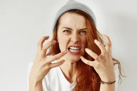 Bəzi insanlar nə üçün bayramlara qarşı aqressiv olurlar?