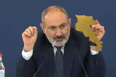 Bakı ilə saziş: Paşinyan Pezeşkiana da məlumat verdi
