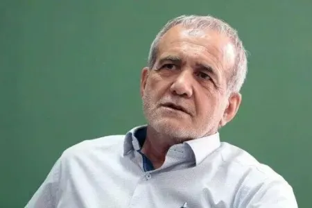 Pezeşkian Bakı və İrəvanı təbrik etdi