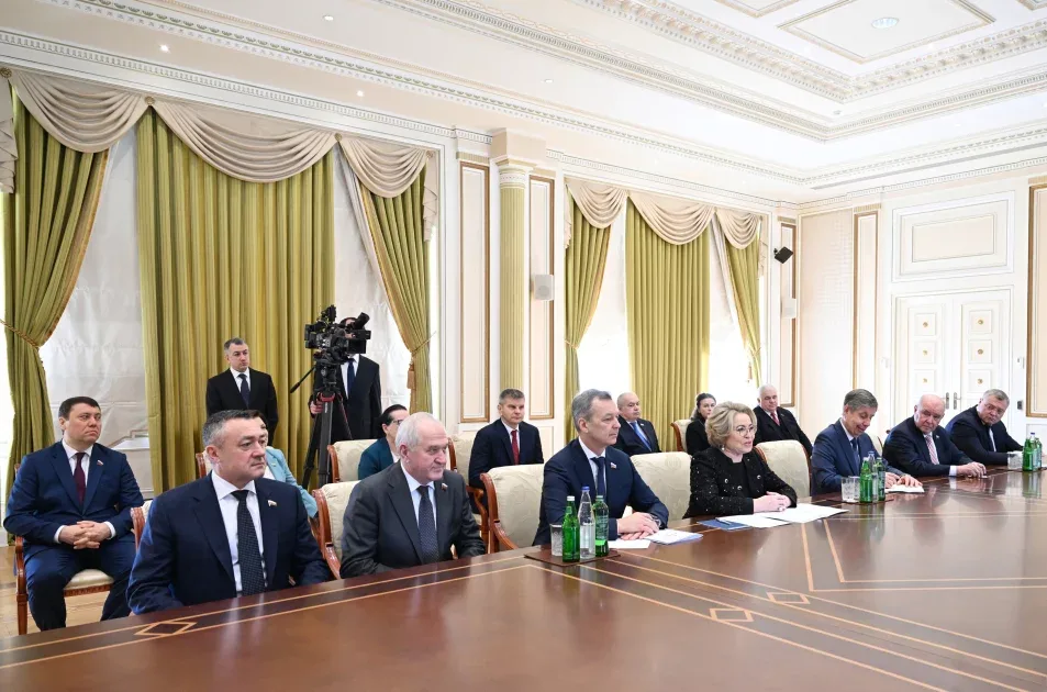 İlham Əliyev Matviyenkonu qəbul etdi