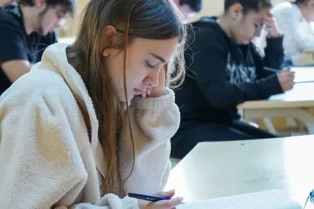 Rus sektorunda təhsil alanların NƏZƏRINƏ