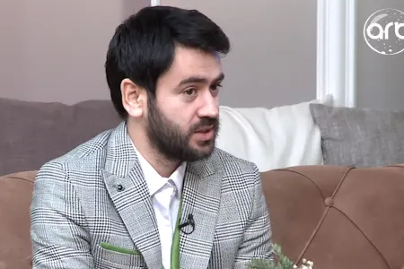 Zaurun sualı Üzeyiri əsəbiləşdirdi