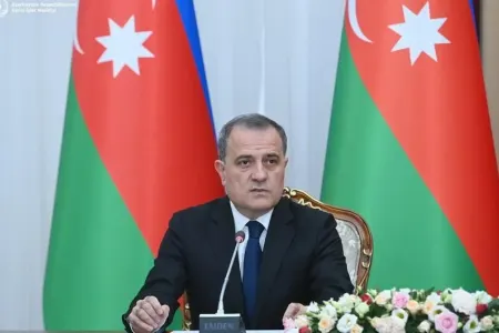Ceyhun Bayramov Devid Ləmmi ilə danışdı