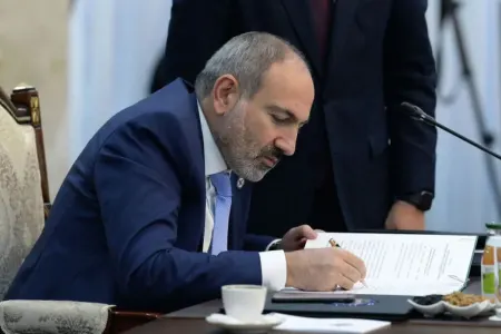 "Sülh sazişinə imza atmağa hazıram" - Paşinyan