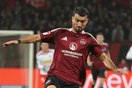 Almaniya mediası Mahir Emrelini eqoist adlandırdı