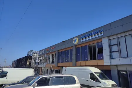 Ruslar azərbaycanlı iş adamının obyektini darmadağın etdilər - VİDEO