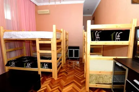 Azərbaycanda hosteldə - Ölüm