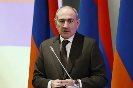 Paşinyan şərti sərhəddəki gərginlikdən danışdı