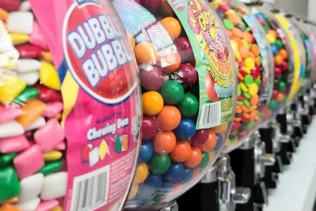 Saqqız çeynəyənlər mütləq oxusun - Zərərləri açıqlandı