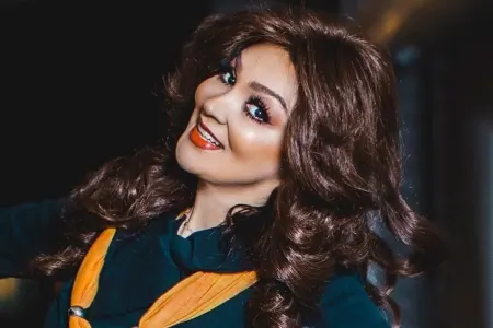 Nazpəri şokolad qutularındakı fotolarından bu qədər qazanıbmış...