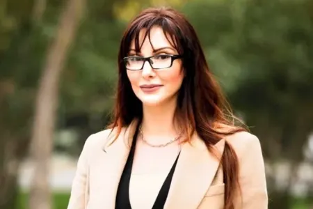 Çimnaz Sultanovanın məzar daşında diqqətçəkən 2 məqam... - VİDEO