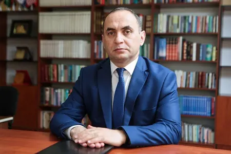 "Özü boşanmış bir insan ailələrə hansı tövsiyəni edə bilər? - DEPUTAT