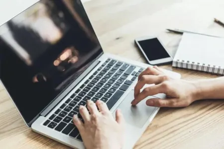 Dörd günlük iş həftəsi: - Bütün dünyada necə dəyişir?