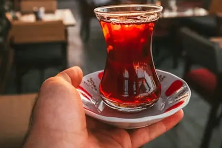 Çayı dəmləndikdən cəmi 15 dəqiqə sonra...