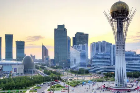 Qazaxıstan Ukrayna ilə danışıqlara başladı