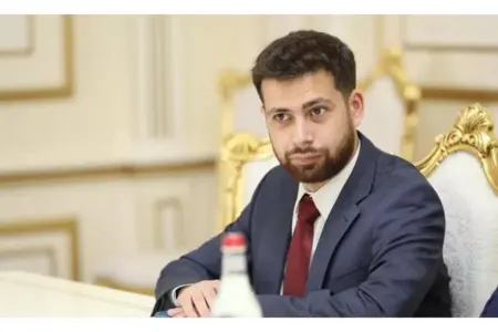 "Sülh sazişinin imzalanma yeri prinsipial deyil" - Kostanyan