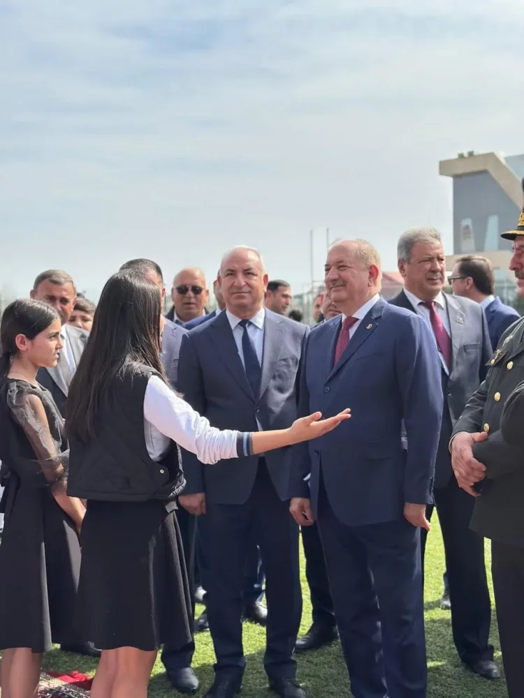 Azərbaycanda icra başçısı xoruz döyüşdürdü: - Oğlu ilə...