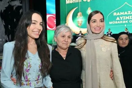 Leyla və Arzu Əliyevalar şəhid ailələri ilə görüşdü