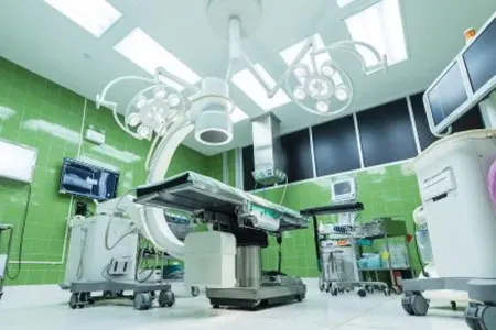 Bakıda məşhur klinikada azyaşlının alveol sümüyü zədələndi