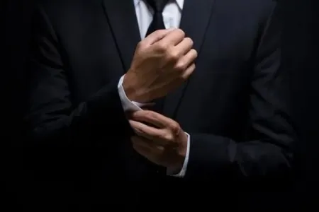 Ayda 428 min dollar maaş, pulsuz ev və maşın: - İŞ VAR!