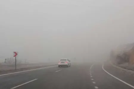 Dumanlı hava: - yollarda görünüş məsafəsi məhdudlaşacaq