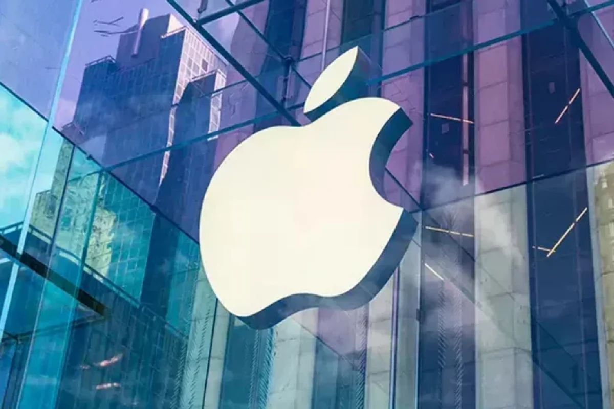 "Apple" yenidən dünyanın ən böyük şirkəti oldu