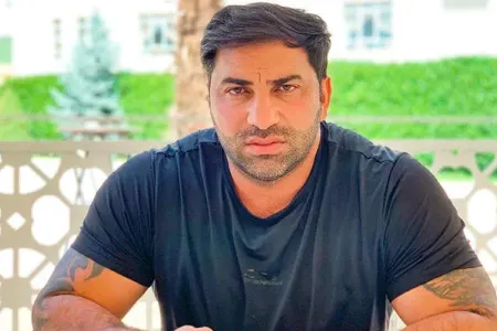 "Qələt edib elçi gələrlər, qızımı heç kimə vermirəm" - VİDEO