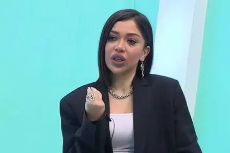 Nigar Fərhadın verilişi bağlanmayıb? - RƏSMİ
