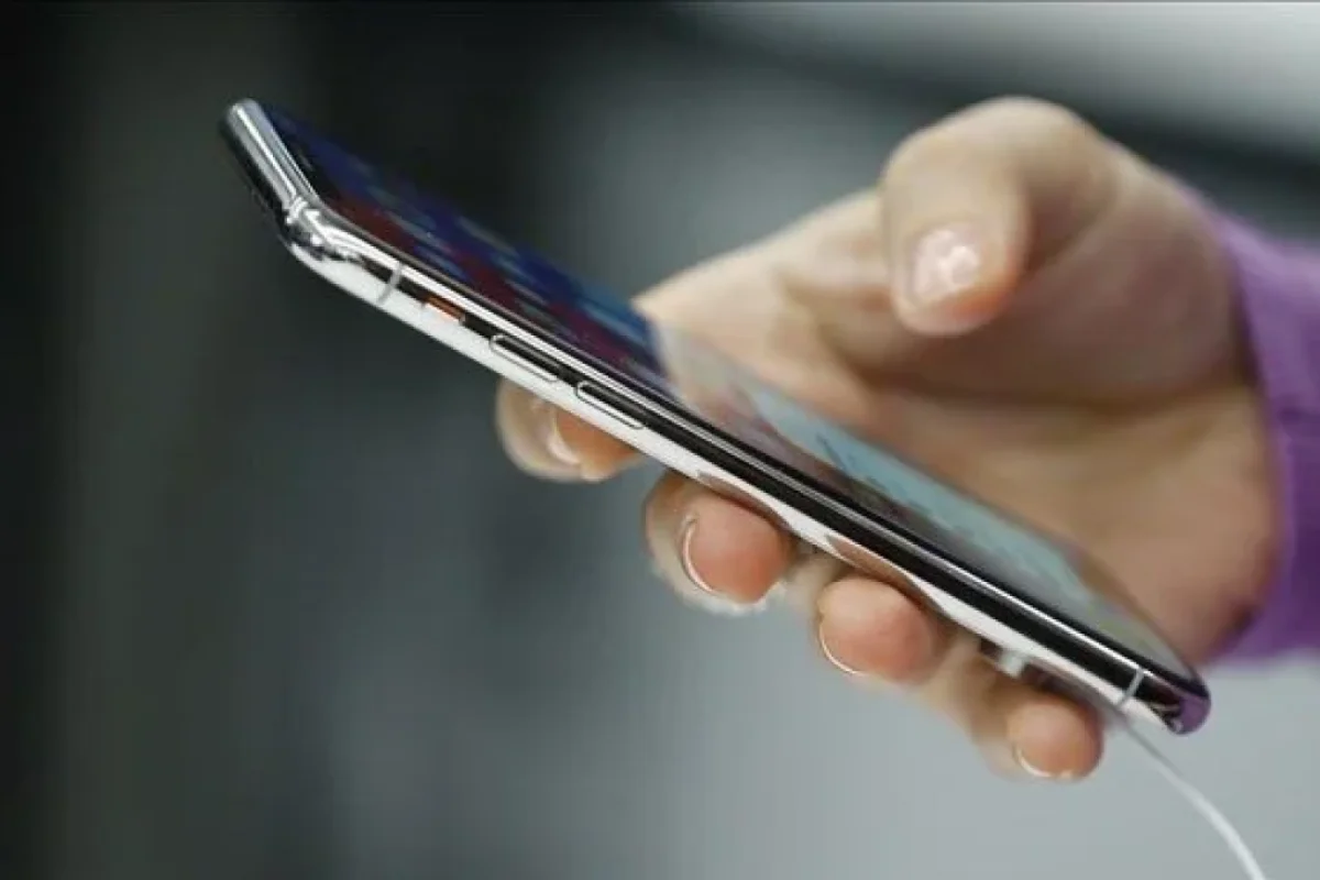 "Apple" məhsulları - BAHALAŞDI