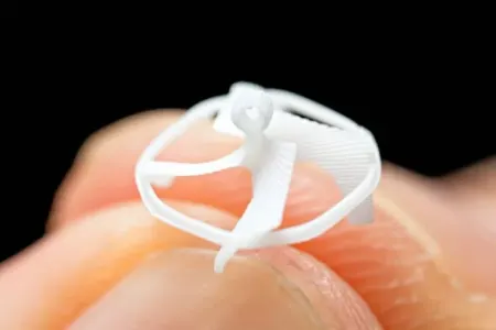 Ən balaca uçan robot hazırlandı