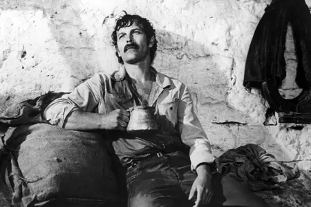 “Üç muşketyor”un “Atos”u vəfat etdi