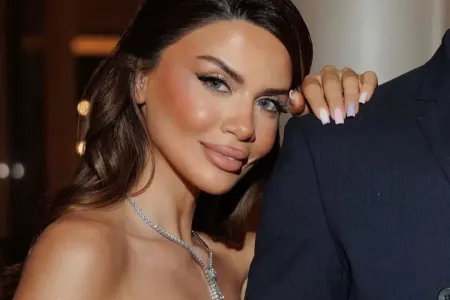 Şəfəqdən sevgilisi ilə fotolar...