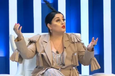 Elza efirdə onun adını eşidib özündən çıxdı - VİDEO