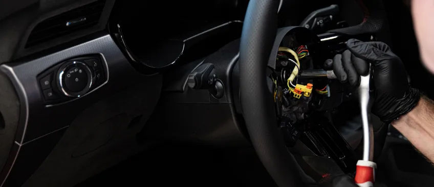 Maşının sükanı hərəkətdə olarkən titrəyirsə… - SÜRÜCÜLƏRƏ XƏBƏRDARLIQ