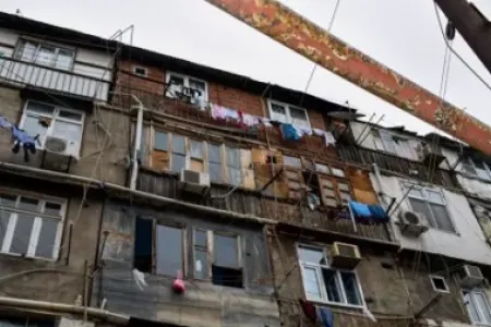 Bakıda söküntü olan rayonlarda mənzillər neçəyə satılır? - QİYMƏTLƏR